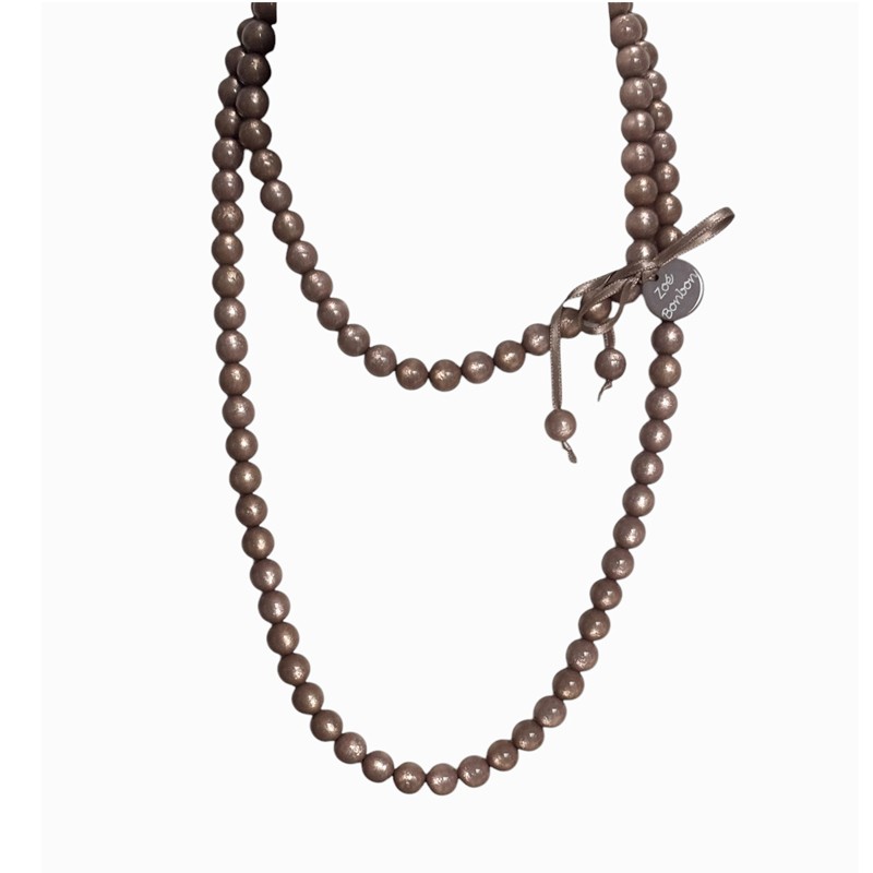 Collier Sautoir Perles Résine NUDE et ruban satin ZOE BONBON Collier Sautoir Perles Résine NUDE et ruban satin ZOE BONBON