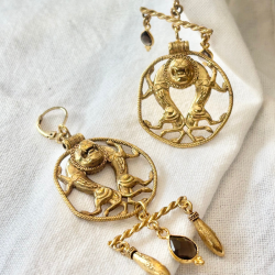 Boucles d'oreilles dormeuses AYA médaille mobile Or - Quartz fumé
