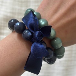 Bracelet élastiqué Perles Résine BLEU NUIT NACRE & ruban satin - 1,4 cm