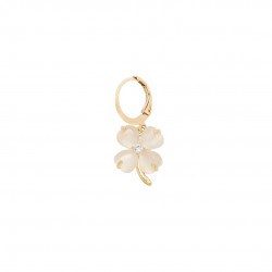 Boucle d'oreille créole SERENITY dorée - Trèfle Calcédoine blanche - VIRGINIE BERMAN