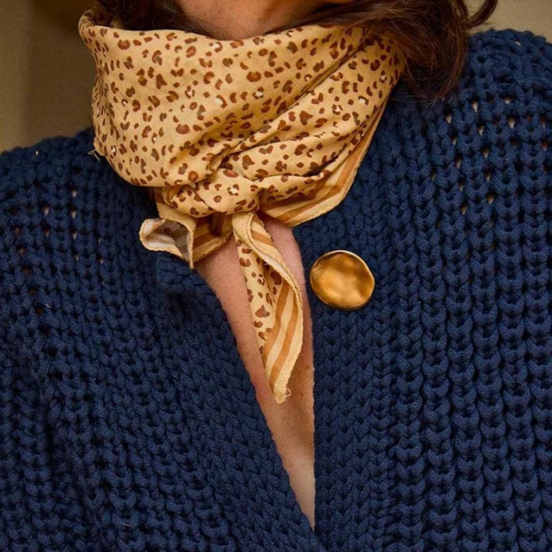 Foulard en voile de coton 1m x 1m - LEOPARD SABLE - Gabrielle Paris Foulard en voile de coton 1m x 1m - LEOPARD SABLE - Gabrielle Paris