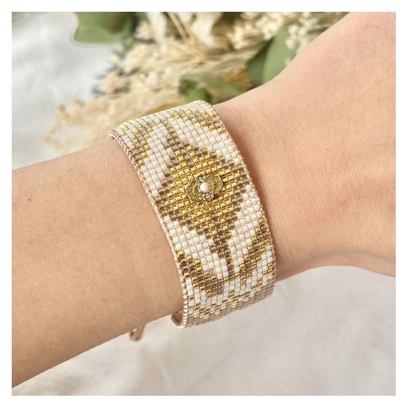 Bracelet manchette tissée - Miyuki beige crème doré & décor perle Bracelet manchette tissée - Miyuki beige crème doré & décor perle