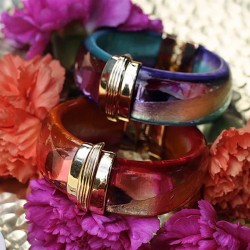 Bracelet Jonc large PARADIS AURORE doré - Résine verte violette