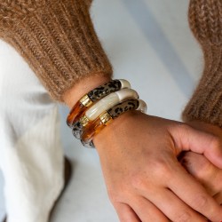Bracelet jonc élastiqué MAS GRAOU POR FAVOR FELI 1- Léopard écaille blanc crème