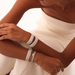 Bracelet LIRA N°1 Silver Metallic Almond - fils tressés vert clair & argent Bracelet LIRA N°1 Silver Metallic Almond - fils tressés vert clair & argent