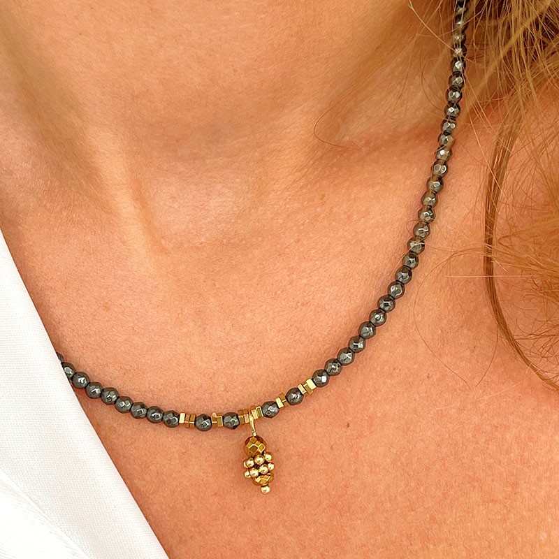 Collier SUZON ANTHRACITE - Grappe de raisins & Hématites dorées - Maison 91