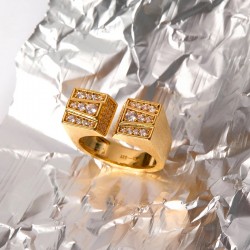 Bague large LENNY Or - Chevalière vintage & cristaux blancs