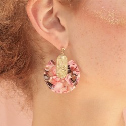 Boucles d'Oreilles pendantes EURYDICE Or - Décor Ovale gravé & Pendentif tacheté nude