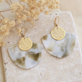 Boucles d'Oreilles pendantes EUNICE Or - Décor Ovale gravé & Pendentif tacheté blanc vert - AURELIE JOLIFF