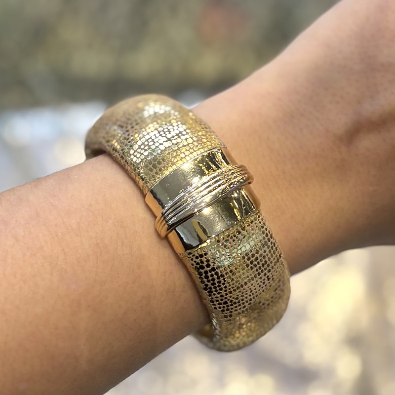 Bracelet Jonc large résine PARADIS CUIR doré - Texture serpent irisée - ARGELOUSE