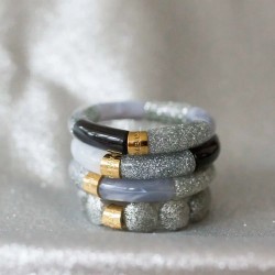 Bracelet élastiqué BOMBOM FESTA PRATEADO - Perles pastilles bombées argent pailleté