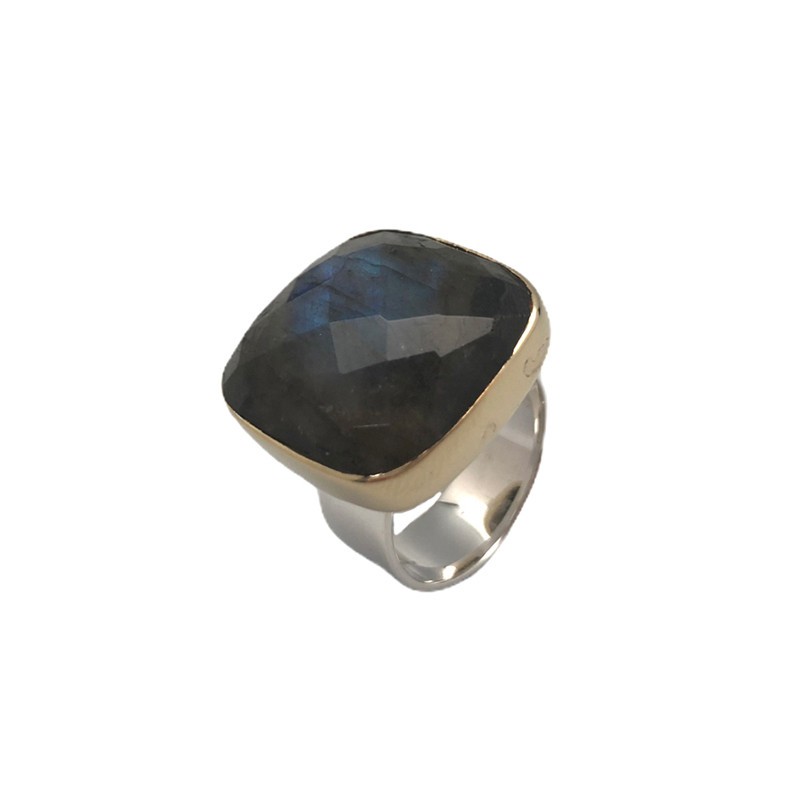 Grosse Bague argent doré & Pierre Labradorite carrée Canyon Grosse Bague argent doré & Pierre Labradorite carrée Canyon
