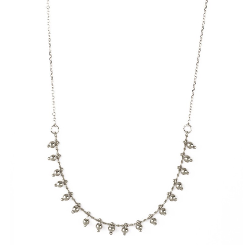 Collier court GYPSY argenté - Chaîne fine parsemée de pampilles Nilaï Paris Collier court GYPSY argenté - Chaîne fine parsemée de pampilles Nilaï Paris