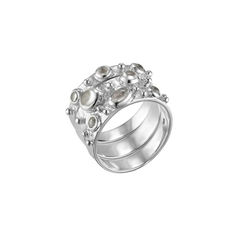 Bague large GALAXIE en argent - 3 Anneaux frappés & 8 Cristaux blancs Bague large GALAXIE en argent - 3 Anneaux frappés & 8 Cristaux blancs