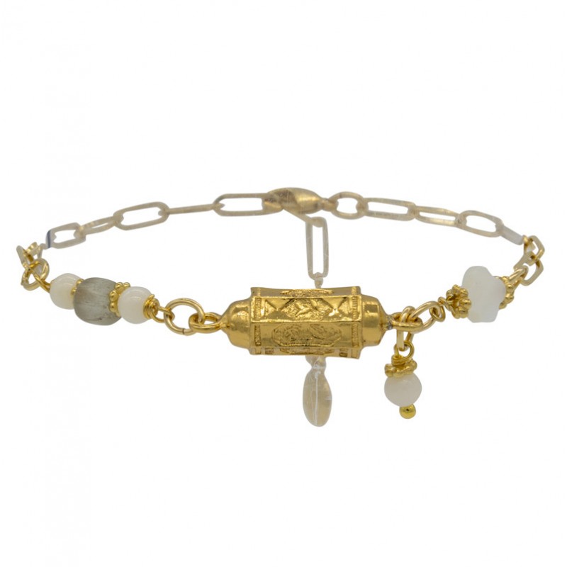 Bracelet chaîne CELESTE - Perles blanches & Tube antique doré BY GARANCE Bracelet chaîne CELESTE - Perles blanches & Tube antique doré BY GARANCE