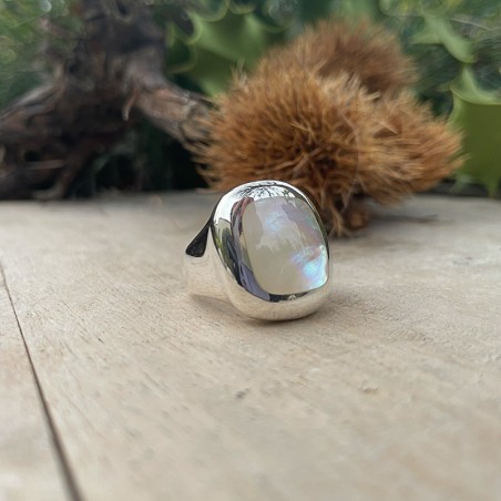 Grosse bague cabochon de quartz fumé, argent et marcassites de style a