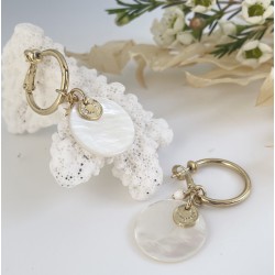 Boucles d'oreilles SONO doré - Anneau créole & Médaille Nacre blanche CHORANGE