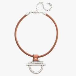 Collier ras de cou Métal - Câble cuir camel & Pendentif anneau étrier design - CXC