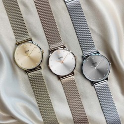 Montre Minuit Mesh Green, Gold, cadran rond vert & bracelet doré