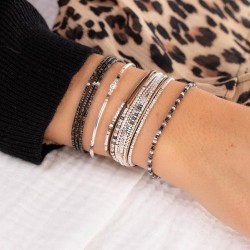 Bracelet fin élastiqué PORTO-VECCHIO argent, Tubes & Perles beige gris TAILLE M