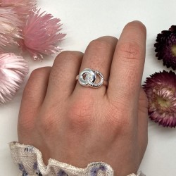 Bague en Argent - Un anneau lisse enlacé dans un anneau strié TAILLE 58