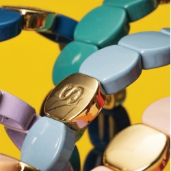 Bracelet élastiqué COLORFUL DENIM - Pastilles émail doré & Bleu jean