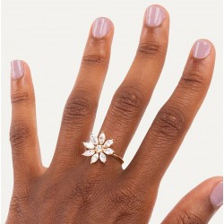 Bague fine plaqué or FLORENTINE - Anneau & Fleur Zircons blancs navettes - THEMA