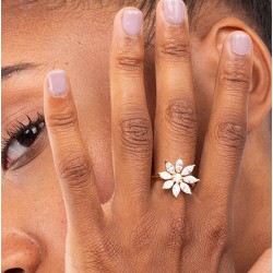 Bague fine plaqué or FLORENTINE - Anneau & Fleur Zircons blancs navettes TAILLE 58