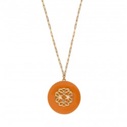 Collier chaîne AMELITA doré - Pendentif rond résine orange & Rosace - SATELLITE