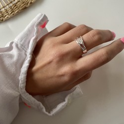 Bague en Argent - Anneaux lisses croisés & Trèfle zircons blancs TAILLE 50