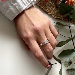 Bague en Argent - Anneaux lisses croisés & Trèfle zircons blancs TAILLE 50