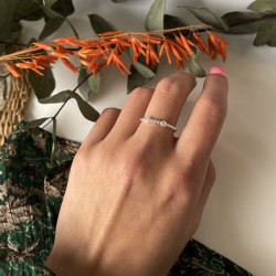 Bague fine en Argent - Anneau mini boules & Deux zircons blancs TAILLE 56