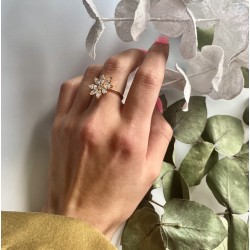 Bague fine plaqué or FLORENTINE - Anneau & Fleur Zircons blancs navettes TAILLE 58