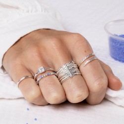 Bague fine anneau en argent - Anneau & Carré zircon blanc TAILLE 56