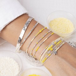 Bracelet fin élastiqué CALVI argent - Tubes & Perles jaune crème TAILLE M