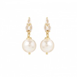 Boucles d'oreilles pendantes PUCE PALACE dorées - Cristaux navettes & Perle blanche - Julie Sion