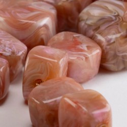 Collier court BIG ORGANIC SHAPED PEACH MARBLE Doré - Maillons cubes