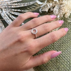 Bague fine anneau et zircons argent TAILLE 58