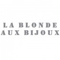 La Blonde aux Bijoux